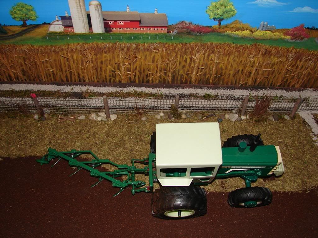 LOTS of Pictures from the 09 Ripon WI Toy Show Toy Farmin' LLC